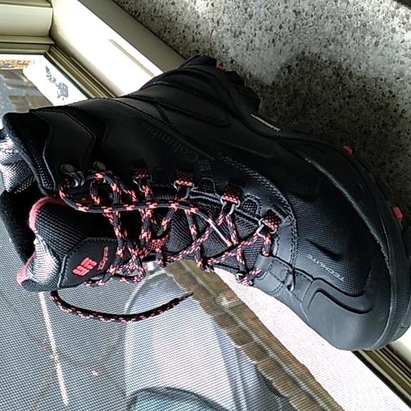NWOT Gorgeous Columbia Bugaboot Plus IV Omni-Heat Women's 7.5 - Picture 5 of 16